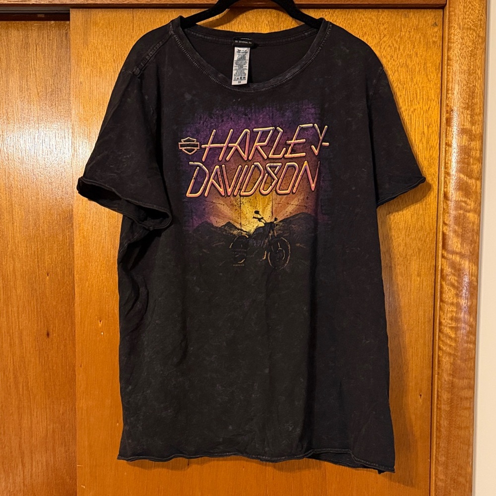 Harley-Davidson Black and Purple Sunset Tee